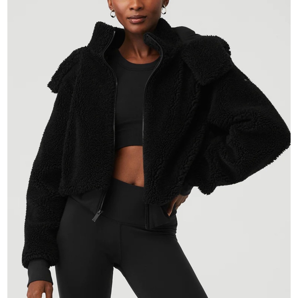 Alo Yoga foxy Sherpa jacket sz S